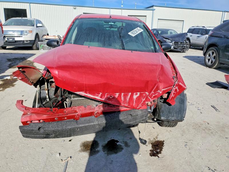 Photo 5 from auction – 2005 FORD FOCUS ZX4 with VIN 1FAFP34N05W256534