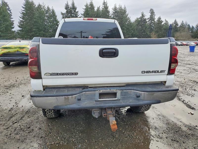 Photo 6 from auction – 2005 CHEVROLET SILVERADO with VIN 1GCHK23U15F805470
