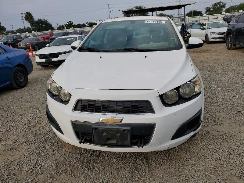 Zdjęcie 5 z aukcji – 2015 CHEVROLET SONIC LT z VIN 1G1JD6SG1F4125685