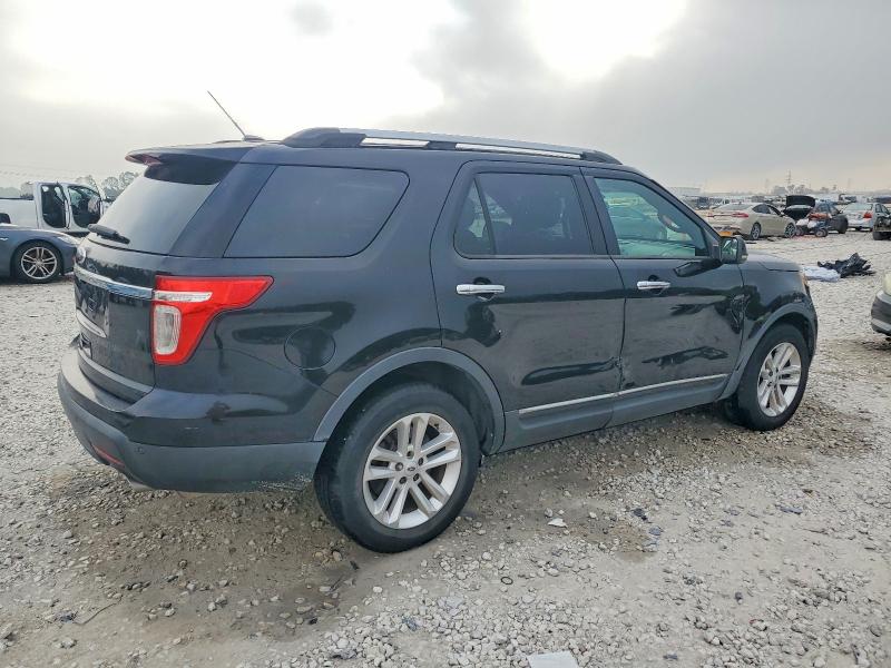 Photo 3 from auction – 2012 FORD EXPLORER X with VIN 1FMHK7D89CGA09292