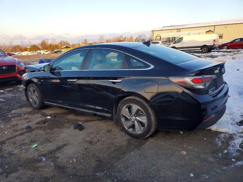 Photo 2 from auction – 2017 HYUNDAI SONATA PLU with VIN KMHE54L24HA065978