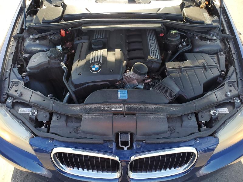 Photo 11 from auction – 2011 BMW 328 I with VIN WBAPH7G53BNN04532
