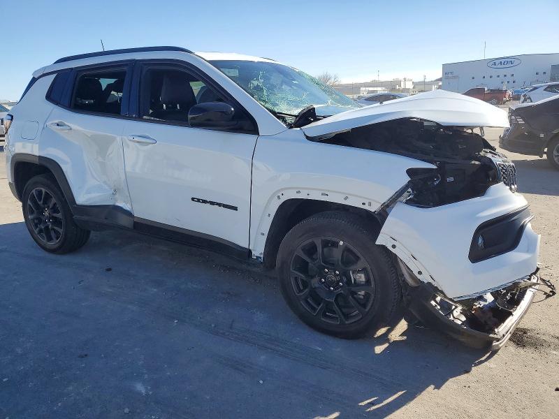 Photo 4 from auction – 2025 JEEP COMPASS with VIN 3C4NJDBN6ST627391