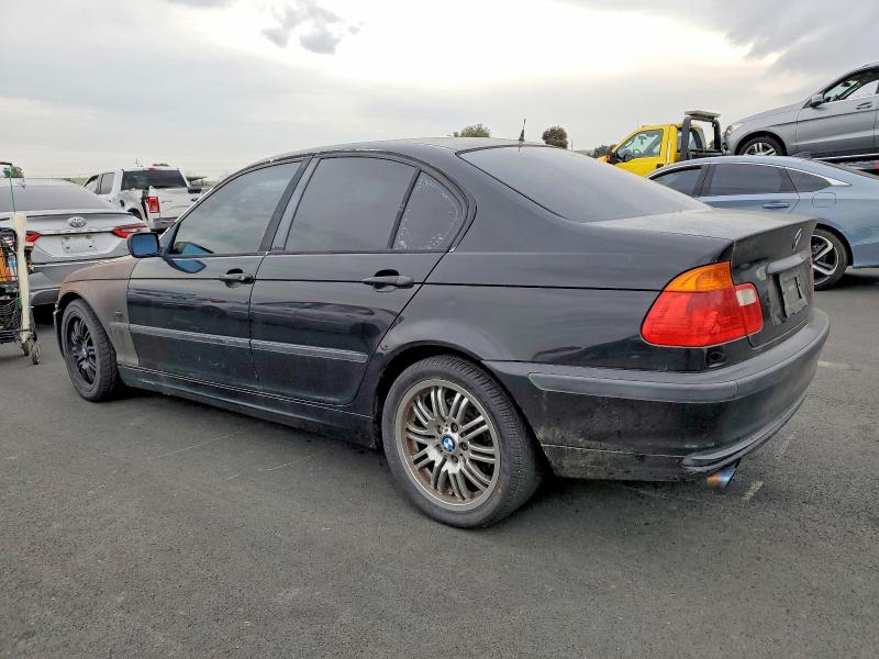 Photo 2 from auction – 2000 BMW 328 I with VIN WBAAM5347YJR59886