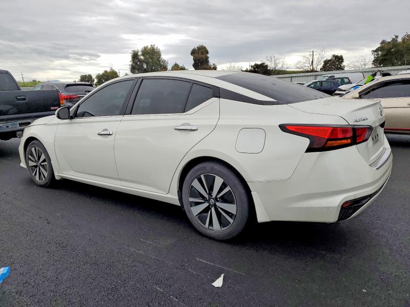 Photo 2 from auction – 2022 NISSAN ALTIMA SV with VIN 1N4BL4DV1NN329786