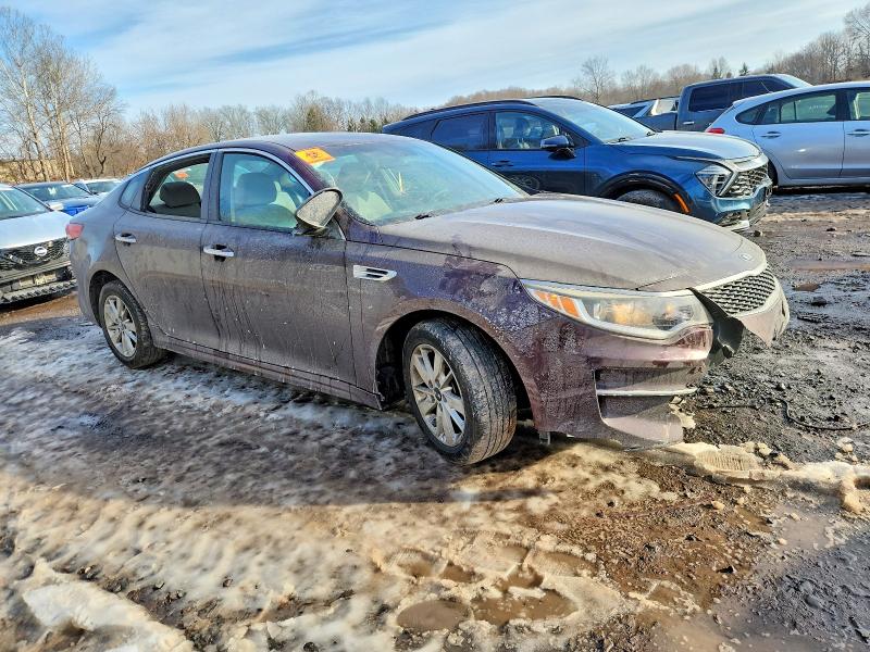 Photo 4 from auction – 2016 KIA OPTIMA with VIN 5XXGT4L34GG022787
