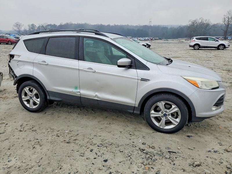 Photo 4 from auction – 2015 FORD ESCAPE SE with VIN 1FMCU0GX2FUB68398