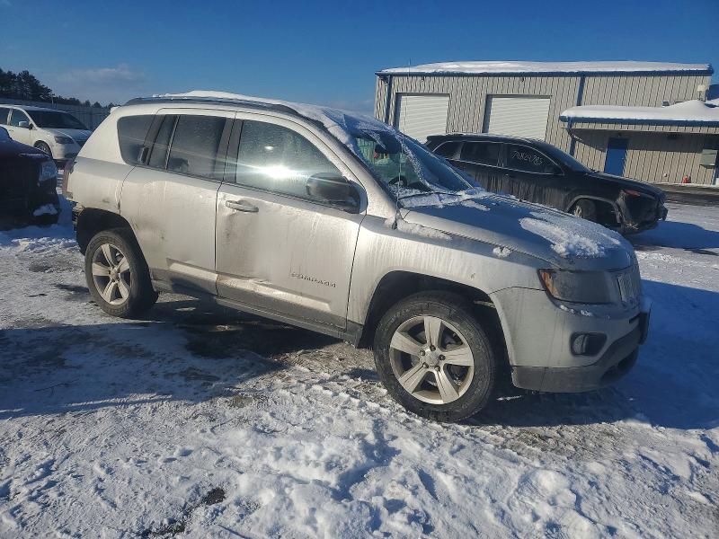 Photo 4 from auction – 2014 JEEP COMPASS SP with VIN 1C4NJDBB3ED535929