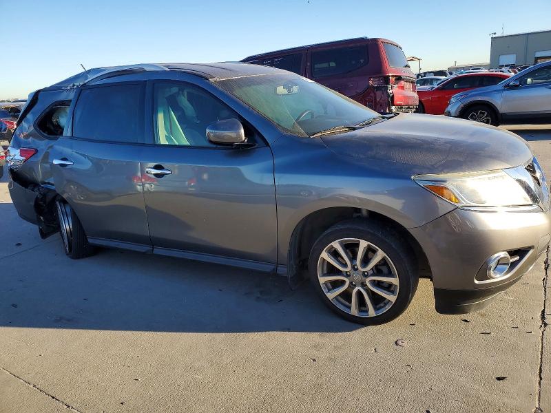 Photo 4 from auction – 2015 NISSAN PATHFINDER with VIN 5N1AR2MN9FC688143