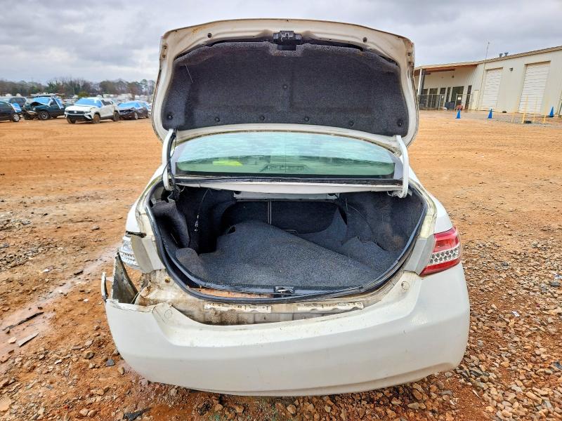 Photo 6 from auction – 2010 TOYOTA CAMRY with VIN 4T1BF3EK3AU529368