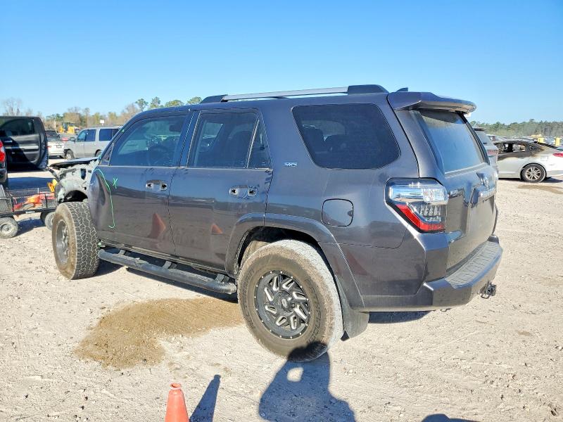 Photo 2 from auction – 2023 TOYOTA 4RUNNER with VIN JTEMU5JR6P6105175