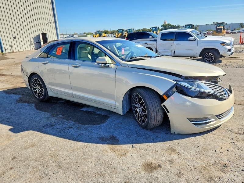 Photo 4 from auction – 2014 LINCOLN MKZ with VIN 3LN6L2G93ER835529