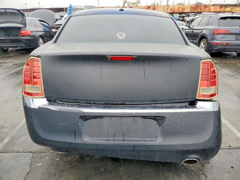 Photo 6 from auction – 2012 CHRYSLER 300 LIMITE with VIN 2C3CCACG3CH138509