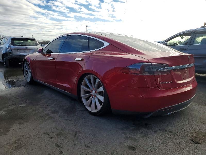 Photo 2 from auction – 2013 TESLA MODEL S with VIN 5YJSA1DN6DFP09413
