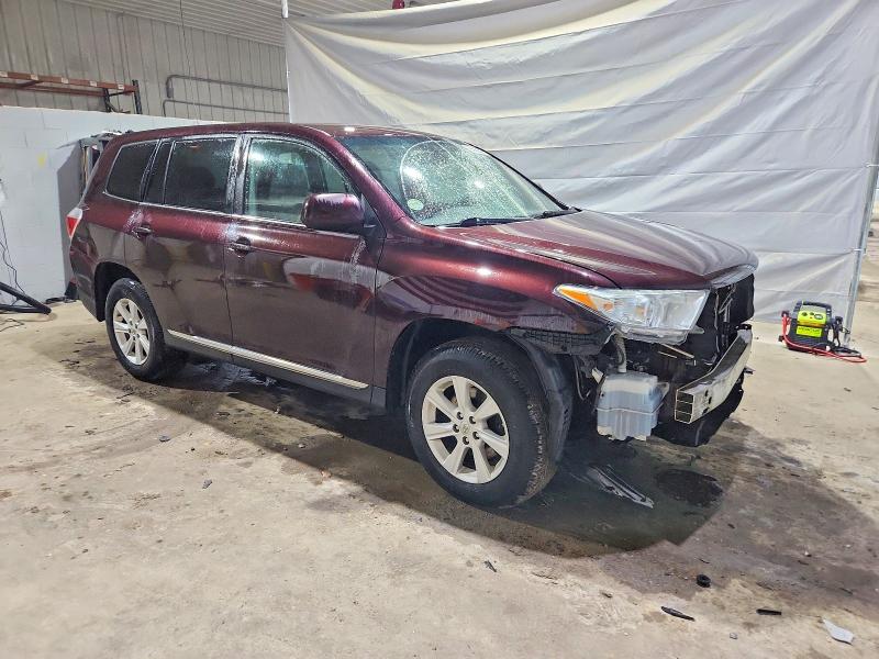 Photo 4 from auction – 2013 TOYOTA HIGHLANDER with VIN 5TDBK3EH8DS266792