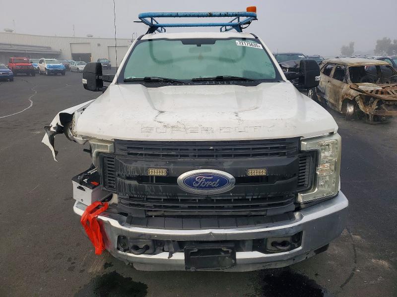Photo 5 from auction – 2017 FORD F350 with VIN 1FTBF3A61HEB78221