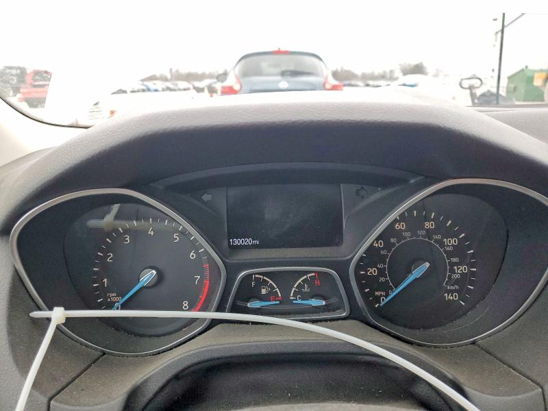 Photo 9 from auction – 2015 FORD FOCUS with VIN 1FADP3F23FL240146