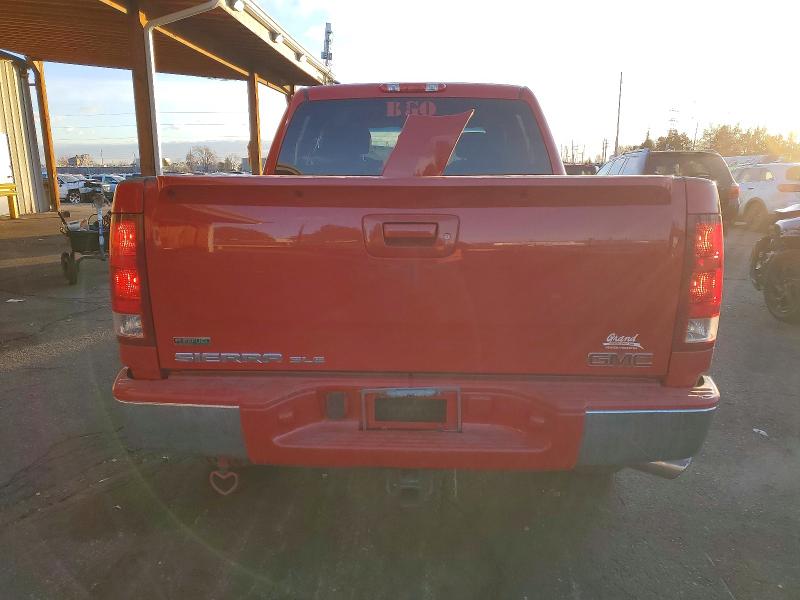Photo 6 from auction – 2011 GMC SIERRA K15 with VIN 3GTP2VE39BG212077