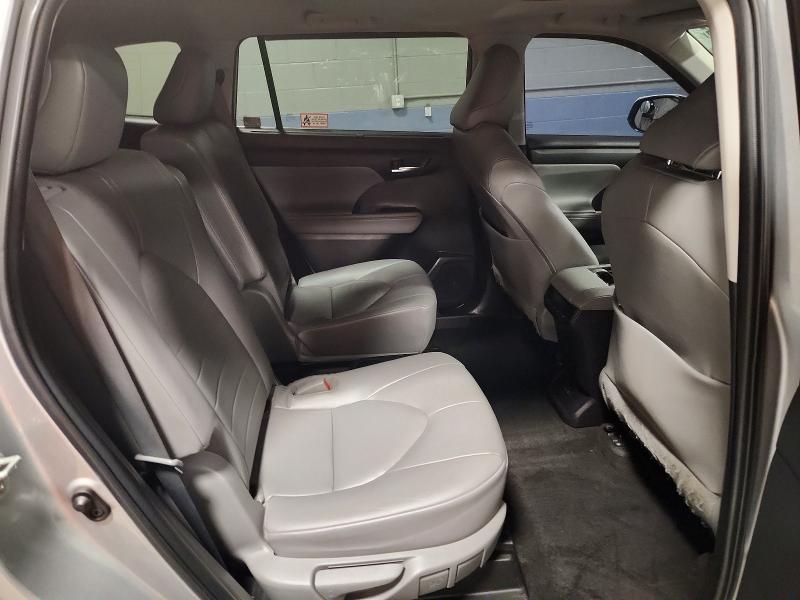 Photo 11 from auction – 2023 TOYOTA HIGHLANDER with VIN 5TDKDRBH3PS002806
