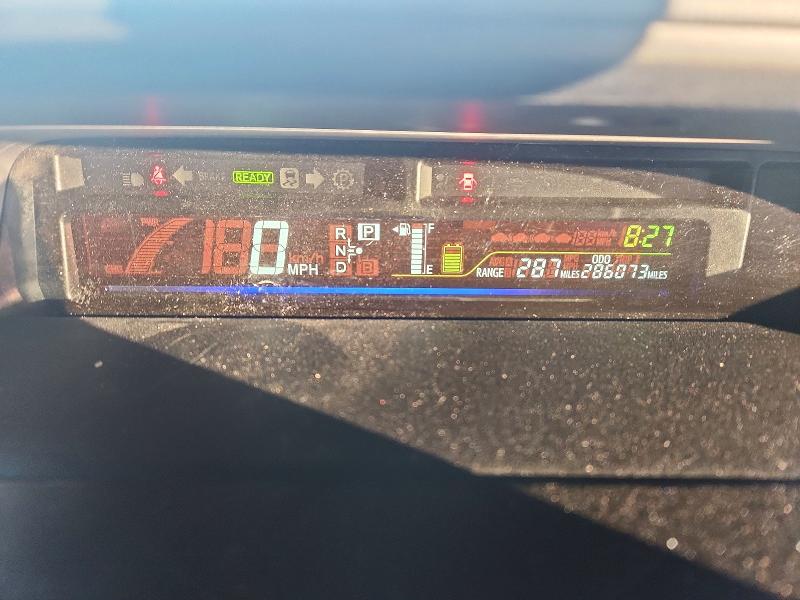 Photo 9 from auction – 2016 TOYOTA PRIUS V with VIN JTDZN3EU3GJ049123