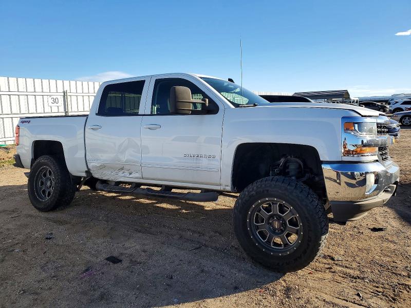 Photo 4 from auction – 2017 CHEVROLET SILVERADO with VIN 3GCUKRECXHG235712