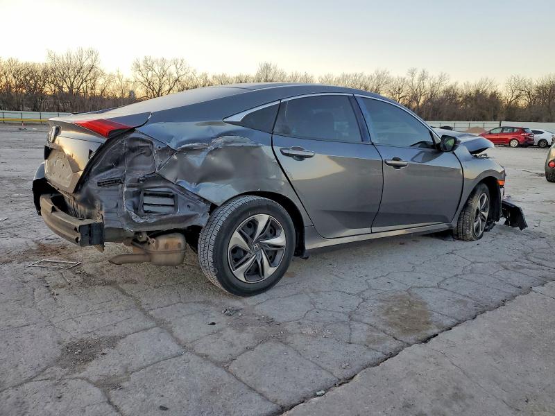 Photo 3 from auction – 2019 HONDA CIVIC LX with VIN 19XFC2F69KE210521