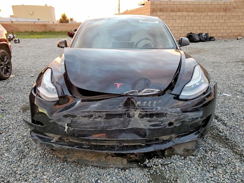 Photo 5 from auction – 2018 TESLA MODEL 3 with VIN 5YJ3E1EB6JF188282