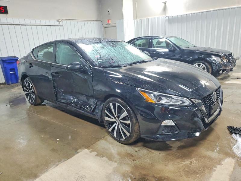 Photo 4 from auction – 2021 NISSAN ALTIMA SR with VIN 1N4BL4CW5MN409875