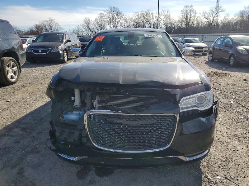 Photo 5 from auction – 2016 CHRYSLER 300C with VIN 2C3CCAEG3GH190032