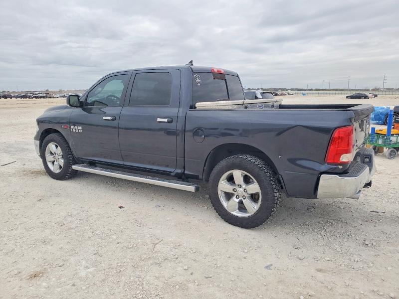 Фото 2 с аукциона – 2015 RAM 1500 SLT с VIN 1C6RR6LM8FS621523
