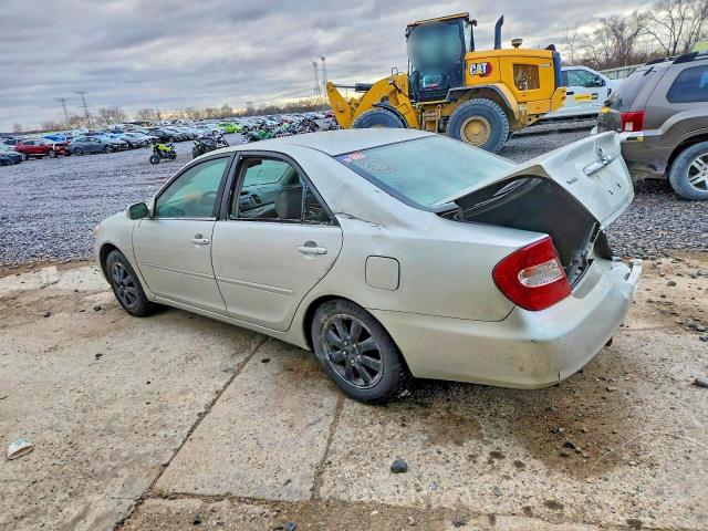 Photo 2 from auction – 2003 TOYOTA CAMRY LE with VIN JTDBF30K830148038