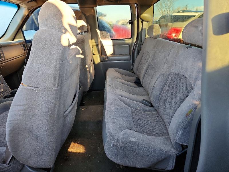 Photo 10 from auction – 2000 CHEVROLET SILVERADO with VIN 2GCEC19T3Y1365076