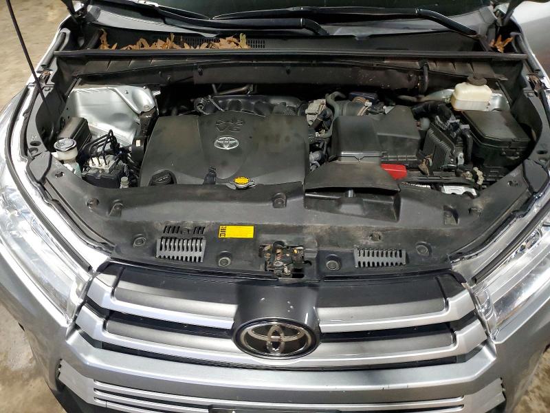 Foto 11 de la subasta – 2017 TOYOTA HIGHLANDER con VIN 5TDJZRFH4HS372672