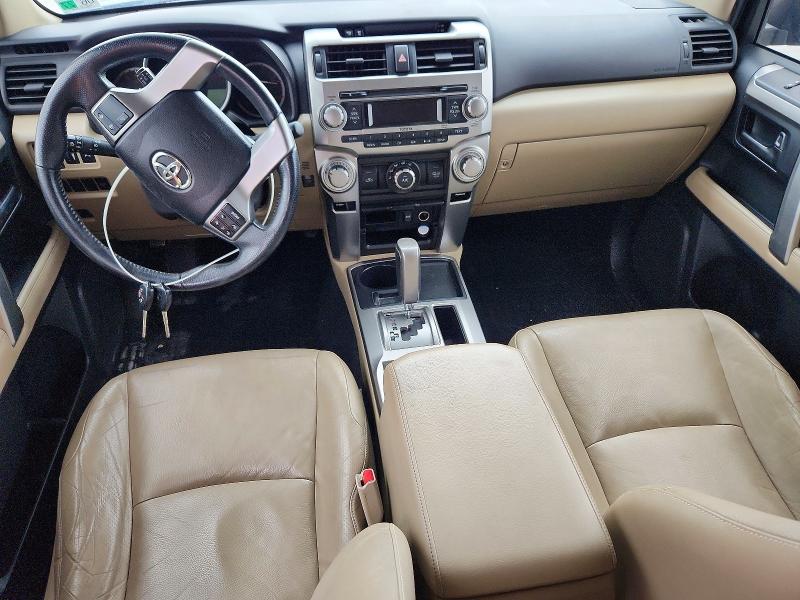 Photo 8 from auction – 2011 TOYOTA 4RUNNER SR with VIN JTEZU5JR3B5016636