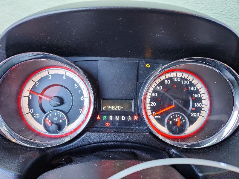 Photo 9 from auction – 2015 DODGE GRAND CARA with VIN 2C4RDGBG9FR579423
