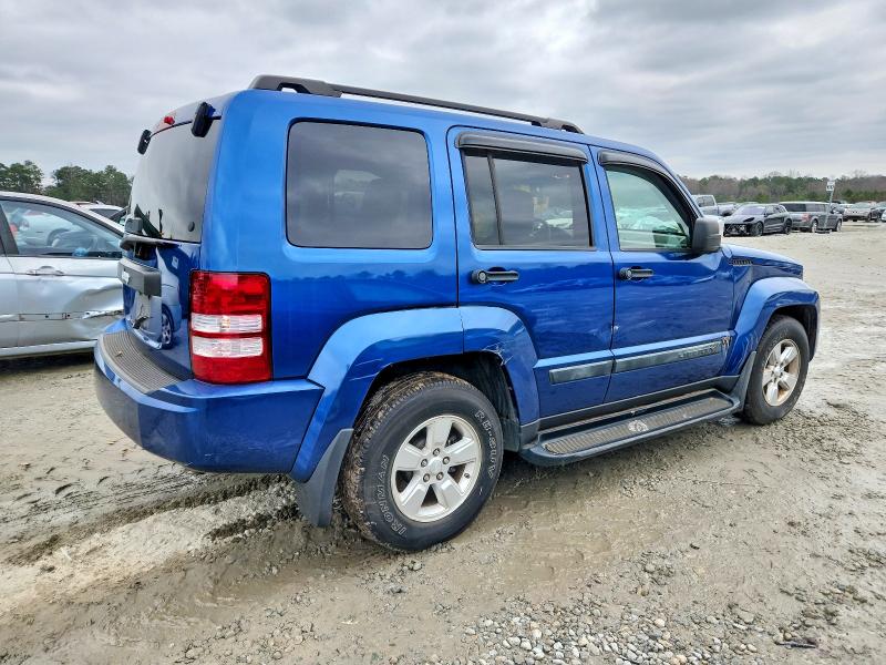Photo 3 from auction – 2009 JEEP LIBERTY with VIN 1J8GP28K59W540295