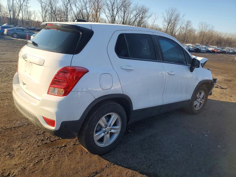Photo 3 from auction – 2020 CHEVROLET TRAX with VIN 3GNCJKSB5LL318148