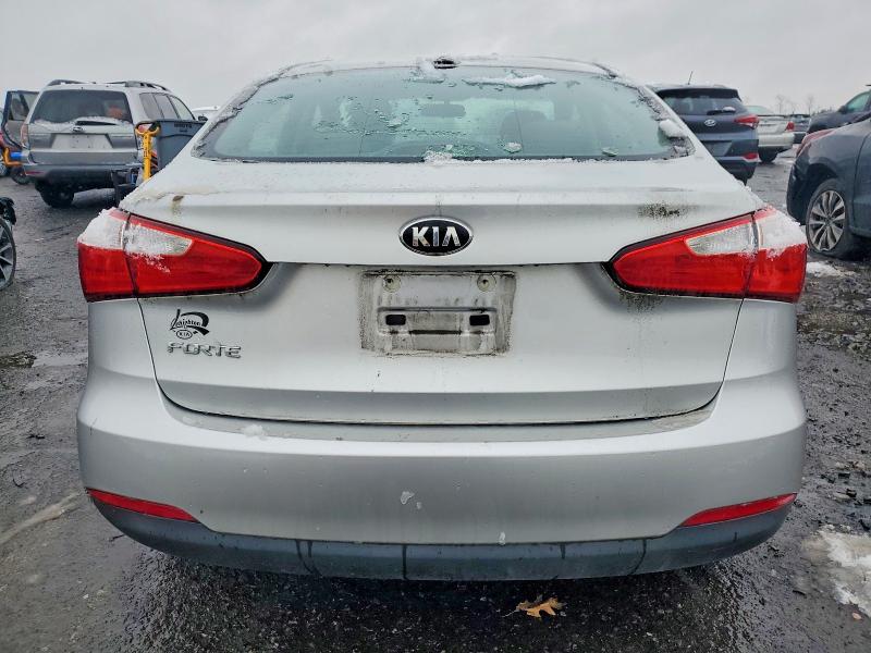 Photo 6 from auction – 2014 KIA FORTE LX with VIN KNAFX4A63E5140776