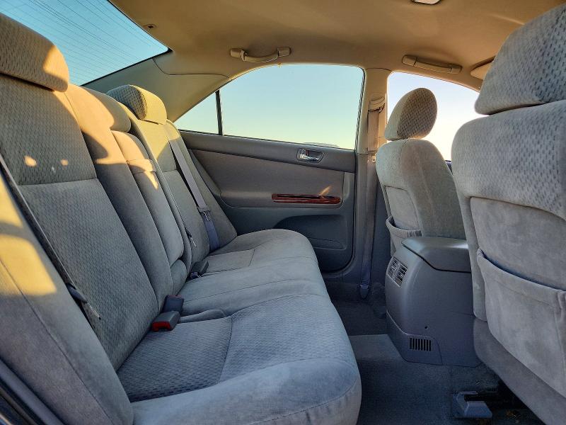 Photo 10 from auction – 2004 TOYOTA CAMRY LE with VIN 4T1BE32K24U866397