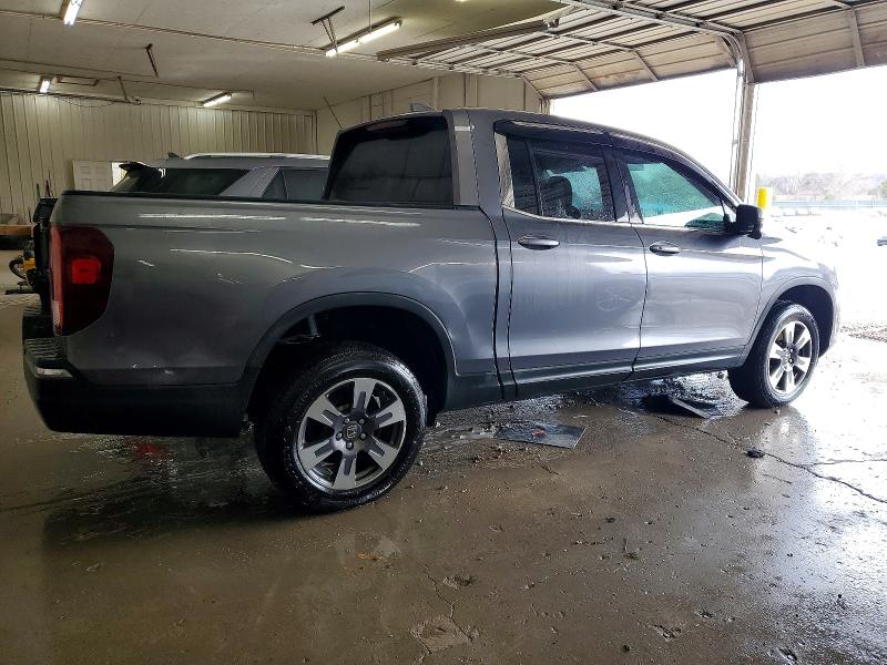 Photo 3 from auction – 2017 HONDA RIDGELINE with VIN 5FPYK3F69HB023307