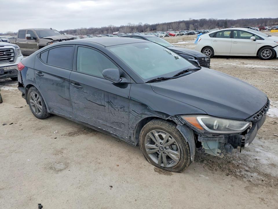 Photo 4 from auction – 2017 HYUNDAI ELANTRA with VIN 5NPD84LF7HH110558