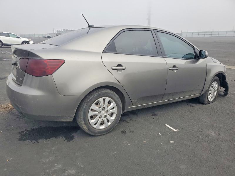 Photo 3 from auction – 2012 KIA FORTE EX with VIN KNAFU4A28C5544224
