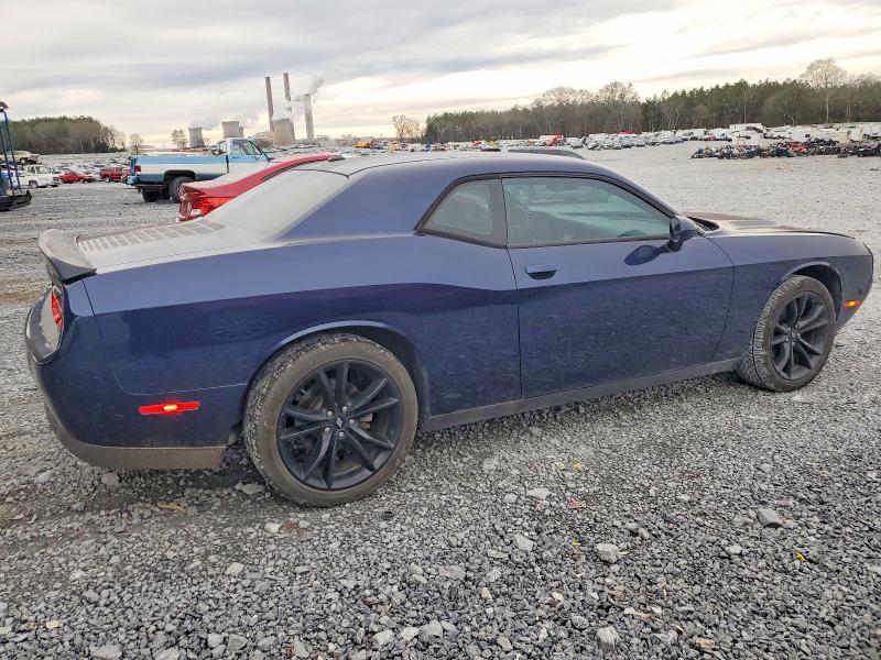 Photo 3 from auction – 2017 DODGE CHALLENGER with VIN 2C3CDZAG2HH613511