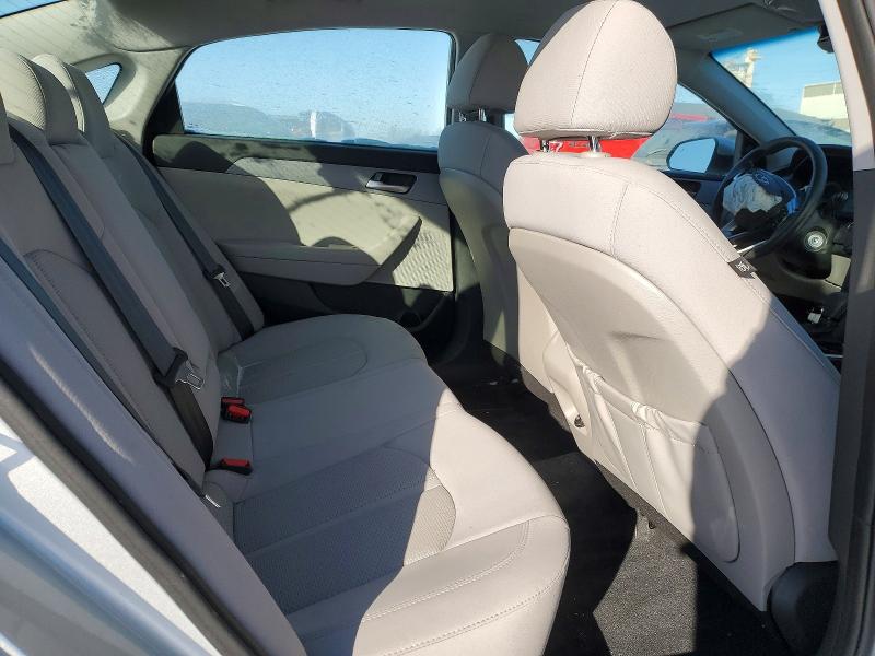 Photo 10 from auction – 2018 HYUNDAI SONATA with VIN 5NPE24AA9JH706936