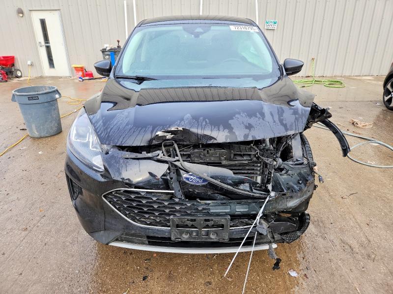 Photo 5 from auction – 2021 FORD ESCAPE SE with VIN 1FMCU9G64MUB31927