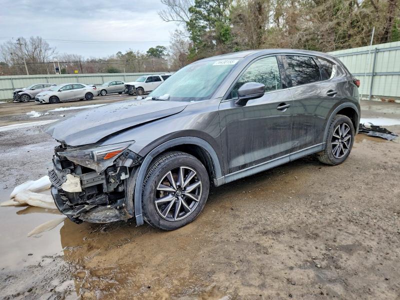 MAZDA CX-5 2018 with VIN JM3KFADM8J0417692 - Photo from auction