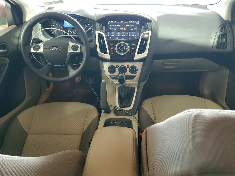Photo 8 from auction – 2014 FORD FOCUS SE with VIN 1FADP3F27EL338661