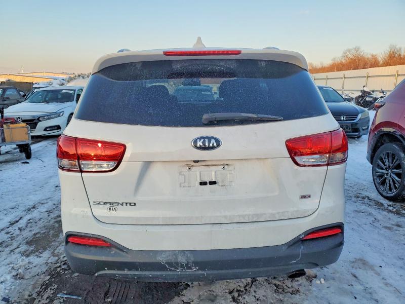 Photo 6 from auction – 2018 KIA SORENTO LX with VIN 5XYPGDA39JG388917