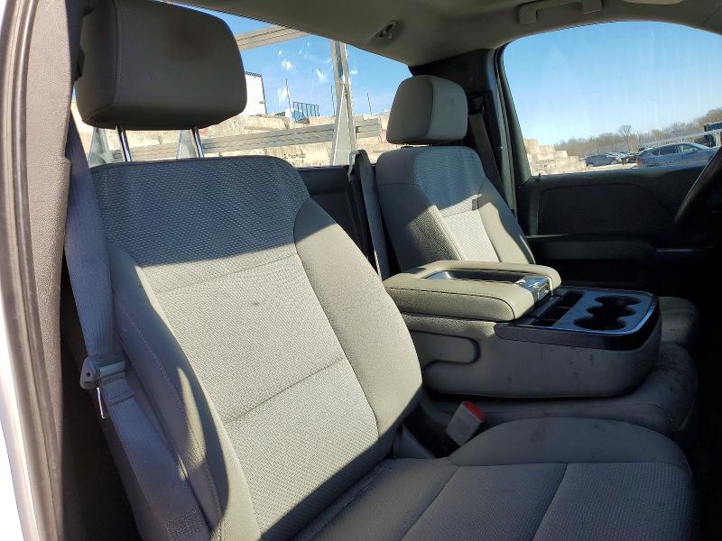 Photo 10 from auction – 2016 CHEVROLET SILVERADO with VIN 1GC0CUEG6GZ314519