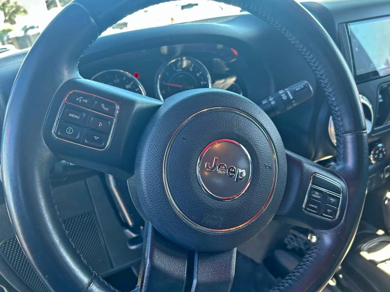 Zdjęcie 12 z aukcji – 2015 JEEP WRANGLER U z VIN 1C4BJWEG5FL559114